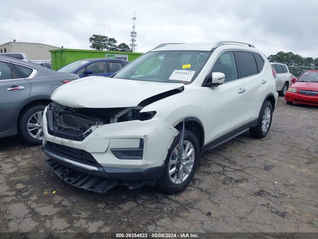 Nissan ROGUE SV 2018 5N1AT2MV5JC801449 Image 2
