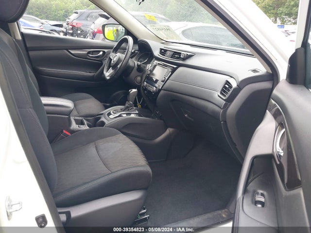 Nissan ROGUE SV 2018 5N1AT2MV5JC801449 Image 5
