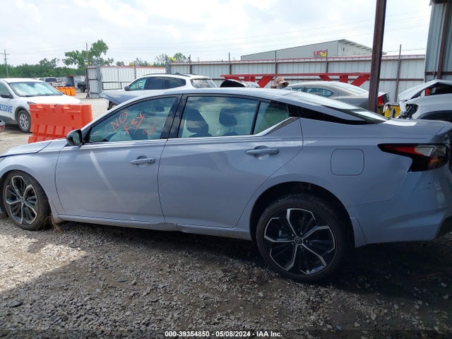 Nissan Altima Sr Intelligent Awd 2024 1N4BL4CW1RN360990 Image 13