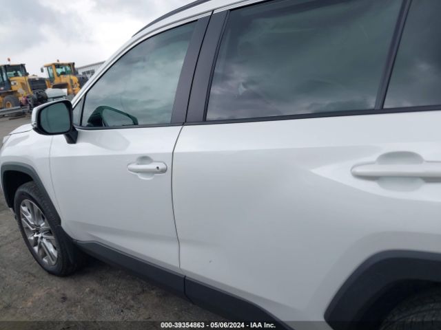 2T3C1RFV6RW320157 Toyota Rav4 Xle Premium
