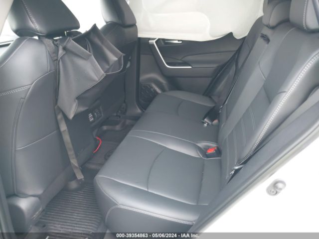 2T3C1RFV6RW320157 Toyota Rav4 Xle Premium
