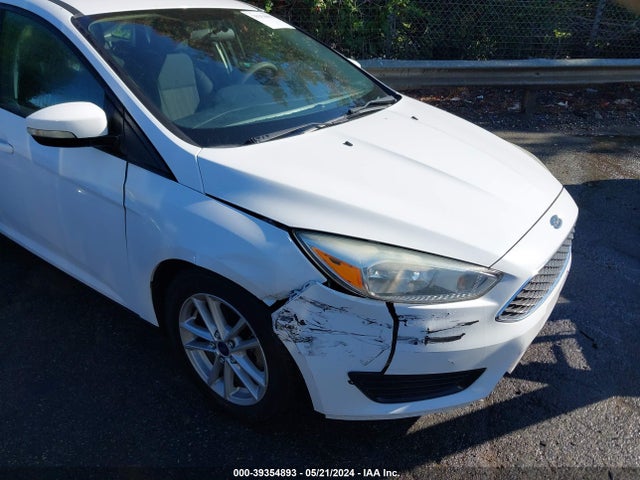 Ford FOCUS SE 2017 1FADP3F2XHL286947 Image 6