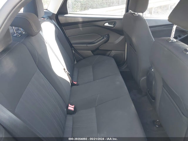 Ford FOCUS SE 2017 1FADP3F2XHL286947 Image 8