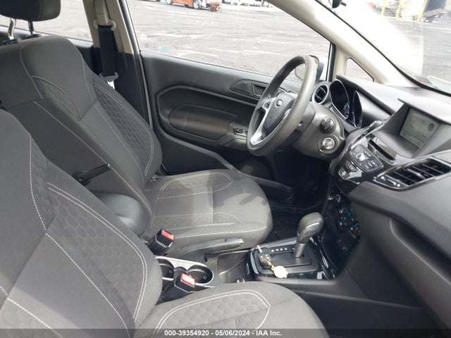 Ford FIESTA SE 2018 3FADP4EJ7JM128505 Image 5