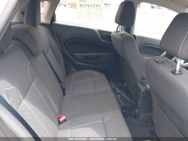 Ford FIESTA SE 2018 3FADP4EJ7JM128505 Image 8
