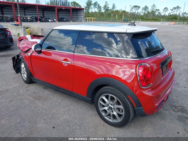 2016 MINI HARDTOP WMWXP7C57G3B33180 Photo 2