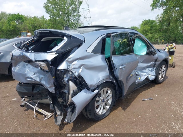Ford ESCAPE SE 2022 1FMCU0G69NUB99816 Image 4