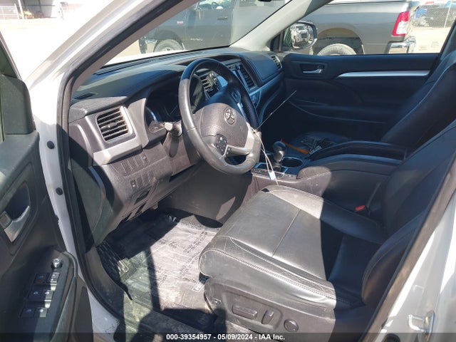 Toyota Highlander Xle V6 2015 5TDJKRFH6FS151737 Image 5