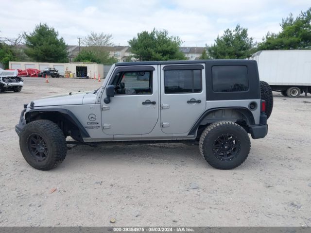 1C4BJWDG7FL613286 Jeep Wrangler Unlimited Sport