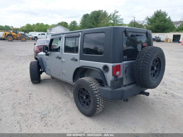 1C4BJWDG7FL613286 Jeep Wrangler Unlimited Sport