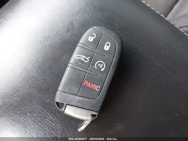 2C3CDXHG6JH164169 Dodge Charger Sxt Plus Rwd