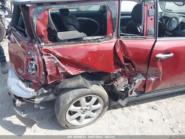 2008 MINI COOPER CLUBMAN WMWML33548TN66185 Photo 5