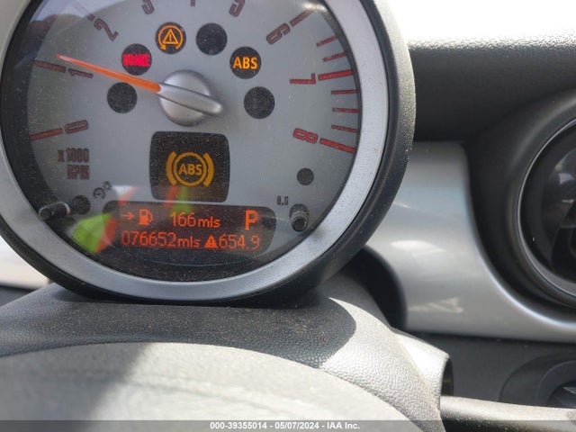 2008 MINI COOPER CLUBMAN WMWML33548TN66185 Photo 6