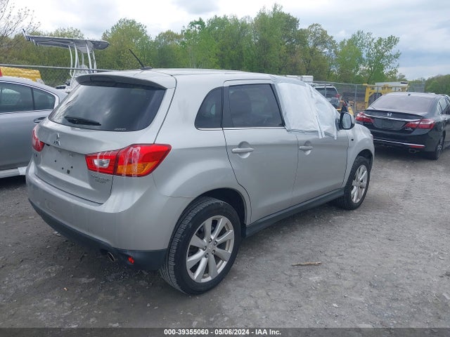 4A4AR4AU1FE013671 Mitsubishi Outlander Sport Se