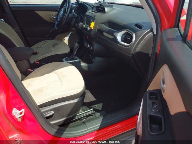 ZACCJABT0FPB56590 Jeep Renegade Latitude