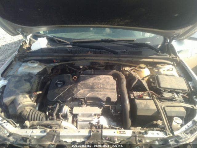 1G1ZD5ST0JF279215 Chevrolet MALIBU LT