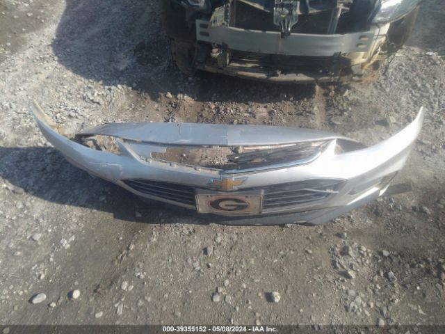 1G1ZD5ST0JF279215 Chevrolet MALIBU LT