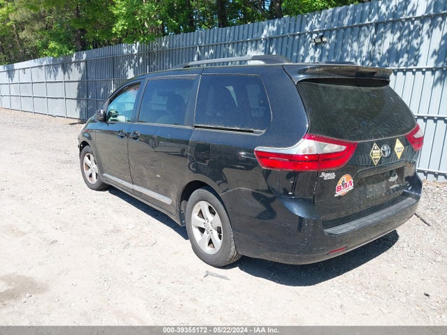 Toyota Sienna Le 8 Passenger 2017 5TDKZ3DC3HS786793 Image 3