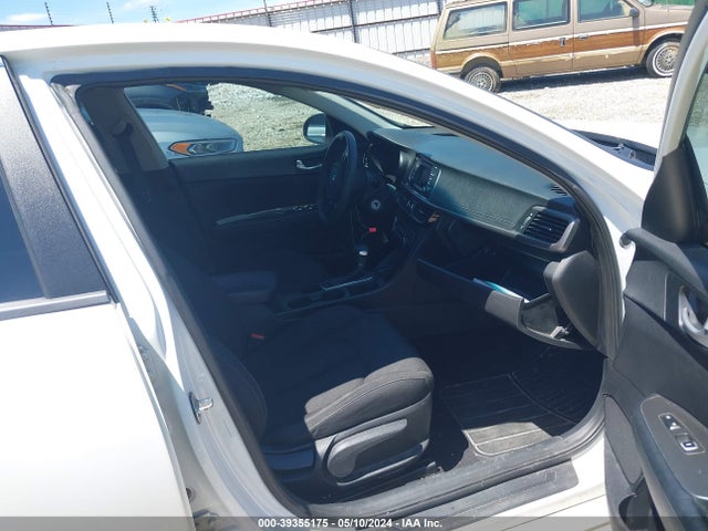 KIA Optima Lx 2016 5XXGT4L3XGG051906 Image 5