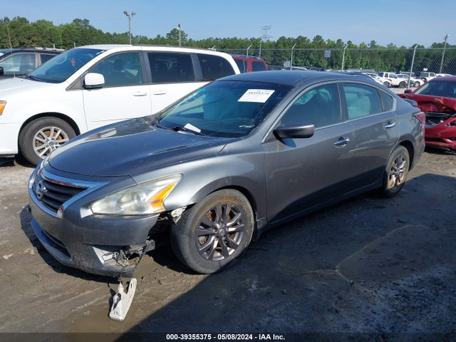 Nissan Altima 2.5 S 2015 1N4AL3AP0FN404331 Image 2