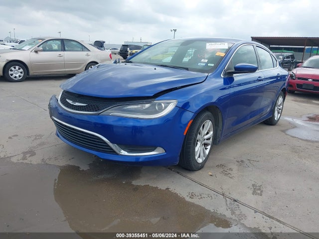 Chrysler 200 Limited 2015 1C3CCCAB0FN649433 Image 2