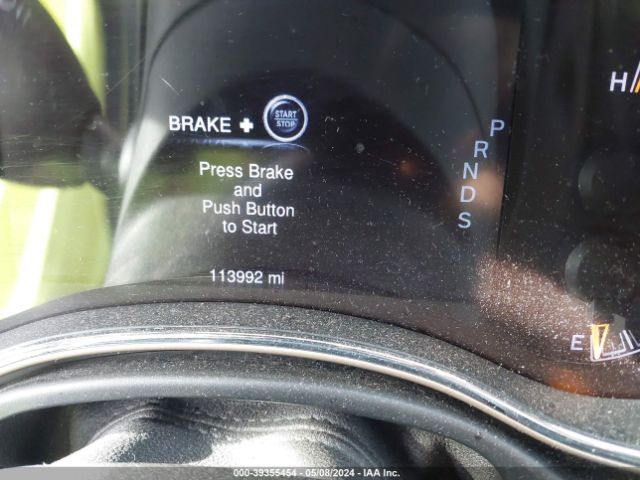 1C4RJFCG8EC483162 Jeep Grand Cherokee Overland