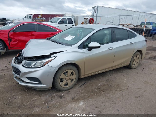 Chevrolet Cruze Ls Manual 2018 1G1BB5SM9J7166616 Image 2
