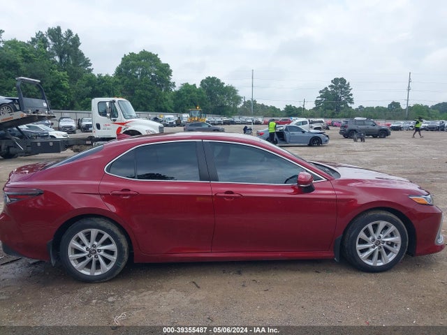 Toyota CAMRY LE 2022 4T1R11AK6NU673333 Image 13