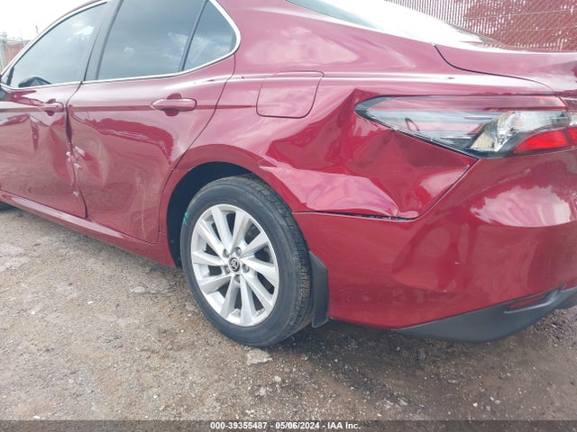 Toyota CAMRY LE 2022 4T1R11AK6NU673333 Image 19