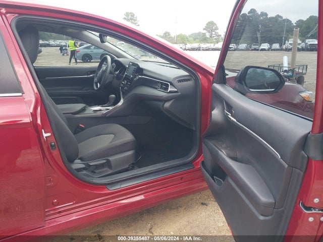 Toyota CAMRY LE 2022 4T1R11AK6NU673333 Image 5