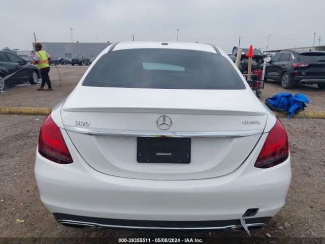 55SWF8EB8KU288113 Mercedes-Benz C 300 4matic