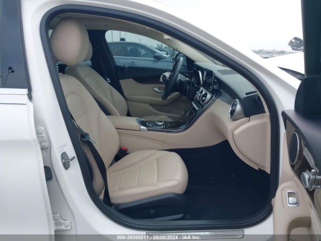 55SWF8EB8KU288113 Mercedes-Benz C 300 4matic