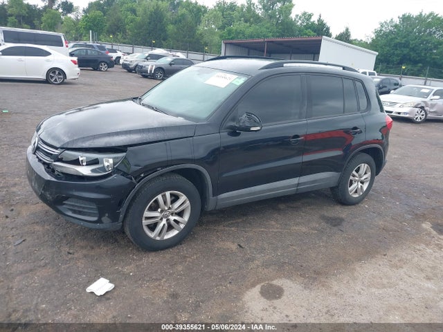 WVGAV7AX5GW573571 Volkswagen TIGUAN S