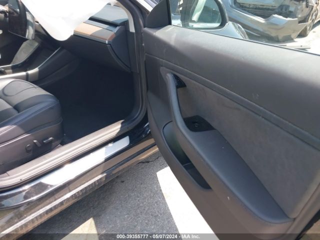 5YJ3E1EA6JF176253 Tesla Model 3 Long Range/mid Range