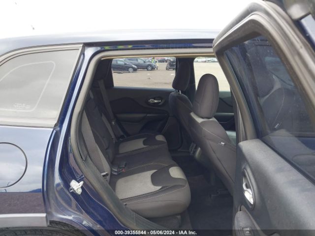 1C4PJMAB4GW295503 Jeep Cherokee Sport