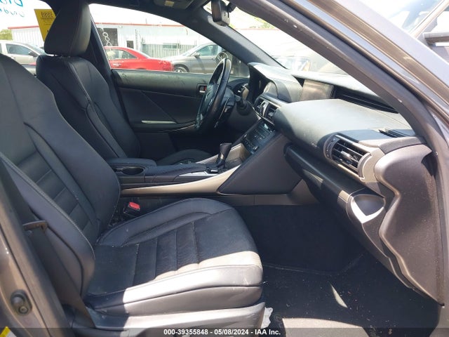 Lexus IS 200T 2017 JTHBA1D27H5044680 Image 5