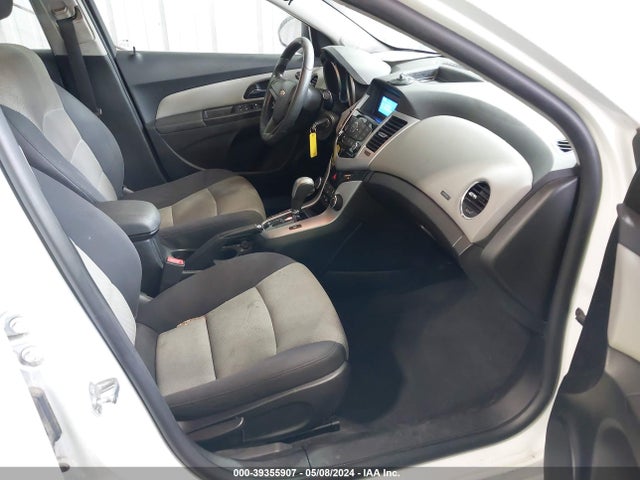 Chevrolet Cruze Ls Auto 2014 1G1PA5SG3E7448677 Image 5