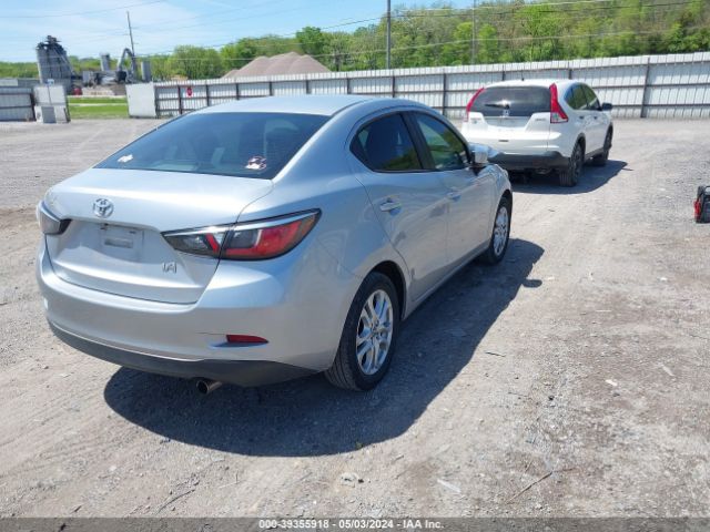 3MYDLBYV8HY156066 Toyota YARIS IA