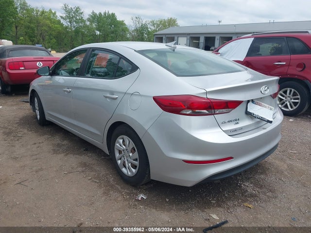 Hyundai ELANTRA SE 2017 5NPD74LFXHH182759 Image 3