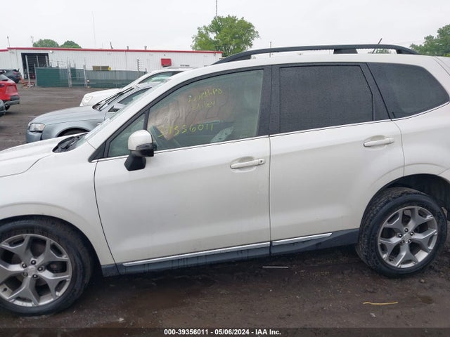 Subaru Forester 2.5i Touring 2015 JF2SJAUC7FH469808 Image 14