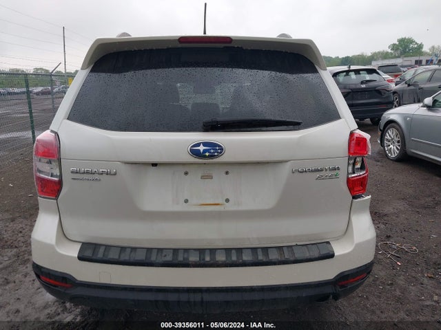 Subaru Forester 2.5i Touring 2015 JF2SJAUC7FH469808 Image 16