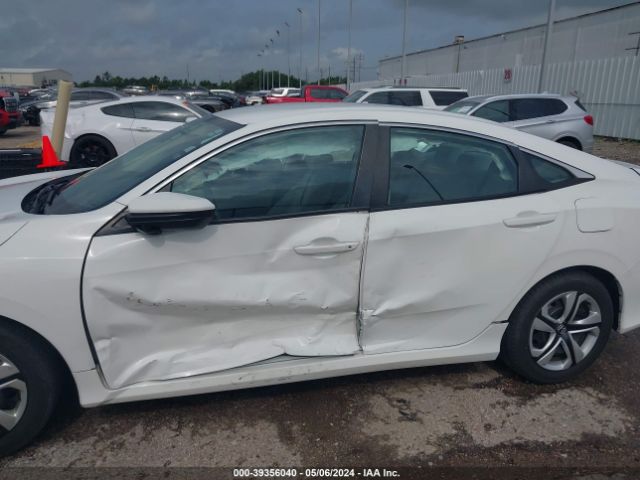19XFC2F51JE000792 Honda Civic Lx