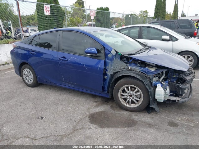 Toyota Prius Two 2016 JTDKBRFU6G3512677 Image 14