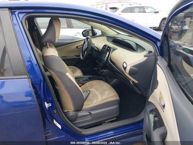 Toyota Prius Two 2016 JTDKBRFU6G3512677 Image 5