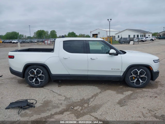 Rivian R1t Adventure 2023 7FCTGAAA1PN020478 Image 14