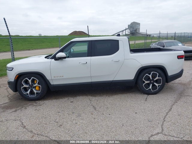Rivian R1t Adventure 2023 7FCTGAAA1PN020478 Image 15