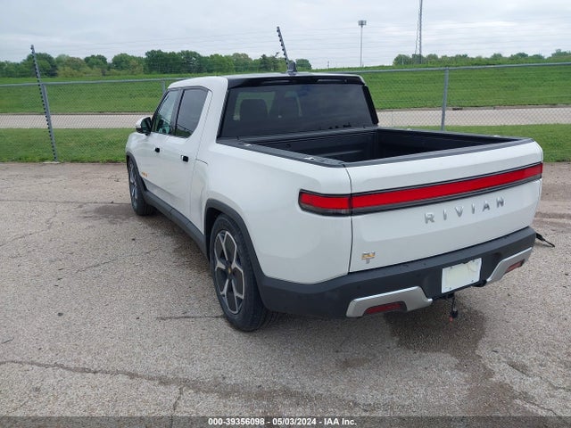 Rivian R1t Adventure 2023 7FCTGAAA1PN020478 Image 3