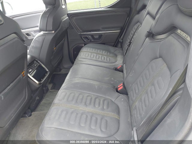 Rivian R1t Adventure 2023 7FCTGAAA1PN020478 Image 8