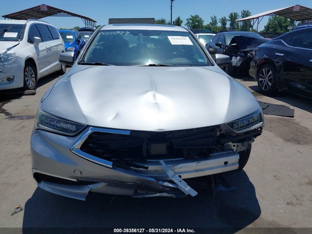 19UUB1F35JA008739 Acura TLX