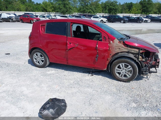 Chevrolet Sonic Lt Auto 2016 1G1JC6SH3G4105385 Image 14